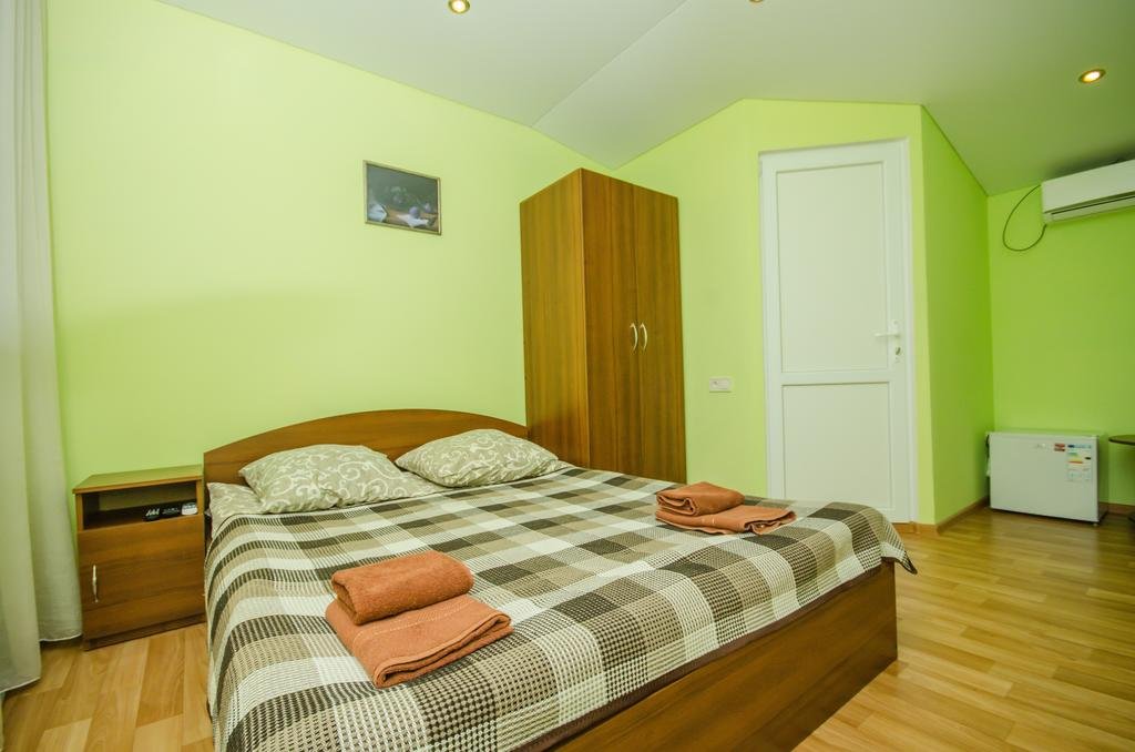 Гостиница Гостевой дом Инжир Севастополь